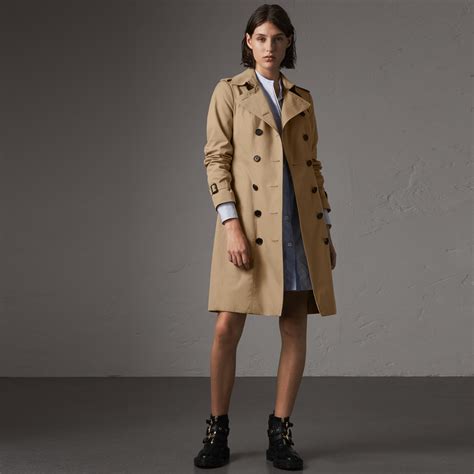 burberry trench coat sandringham size guide|Burberry chelsea trench coat review.